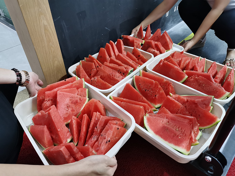 炎炎夏日送清涼,工廠福利